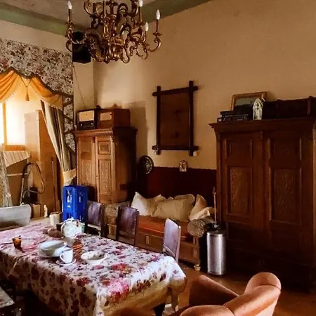 Rozsilak Villa *