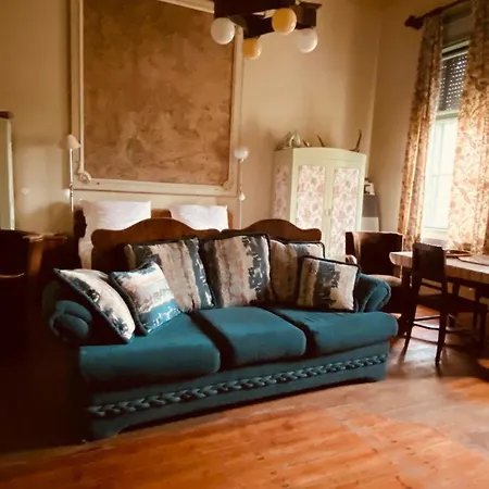 Rozsilak Villa
